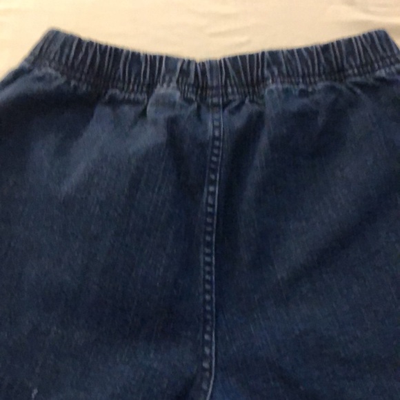 Croft and Barrow Jean Pedal Pushers - Picture 5 of 6